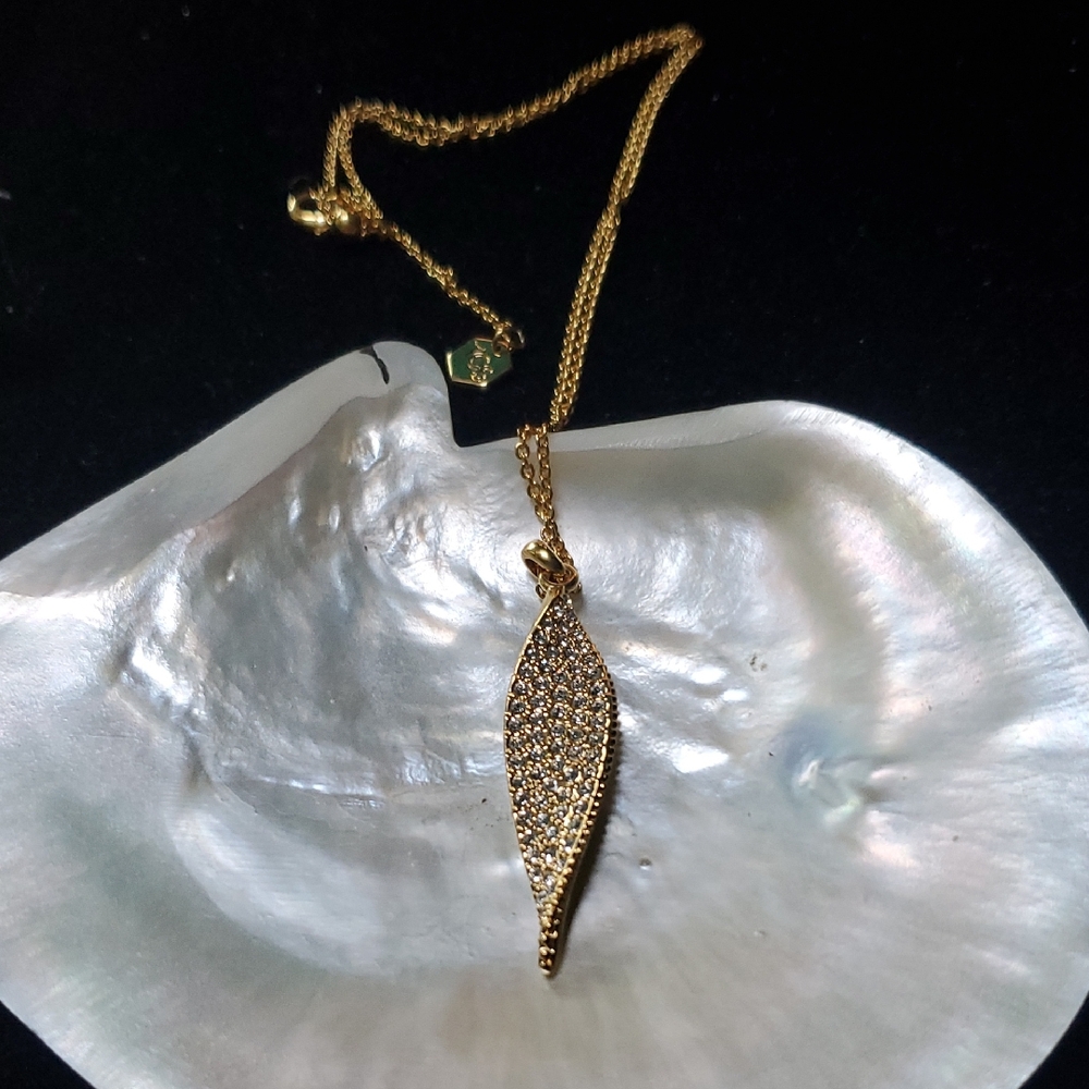Touchstone Crystal Gold Leaf Necklace